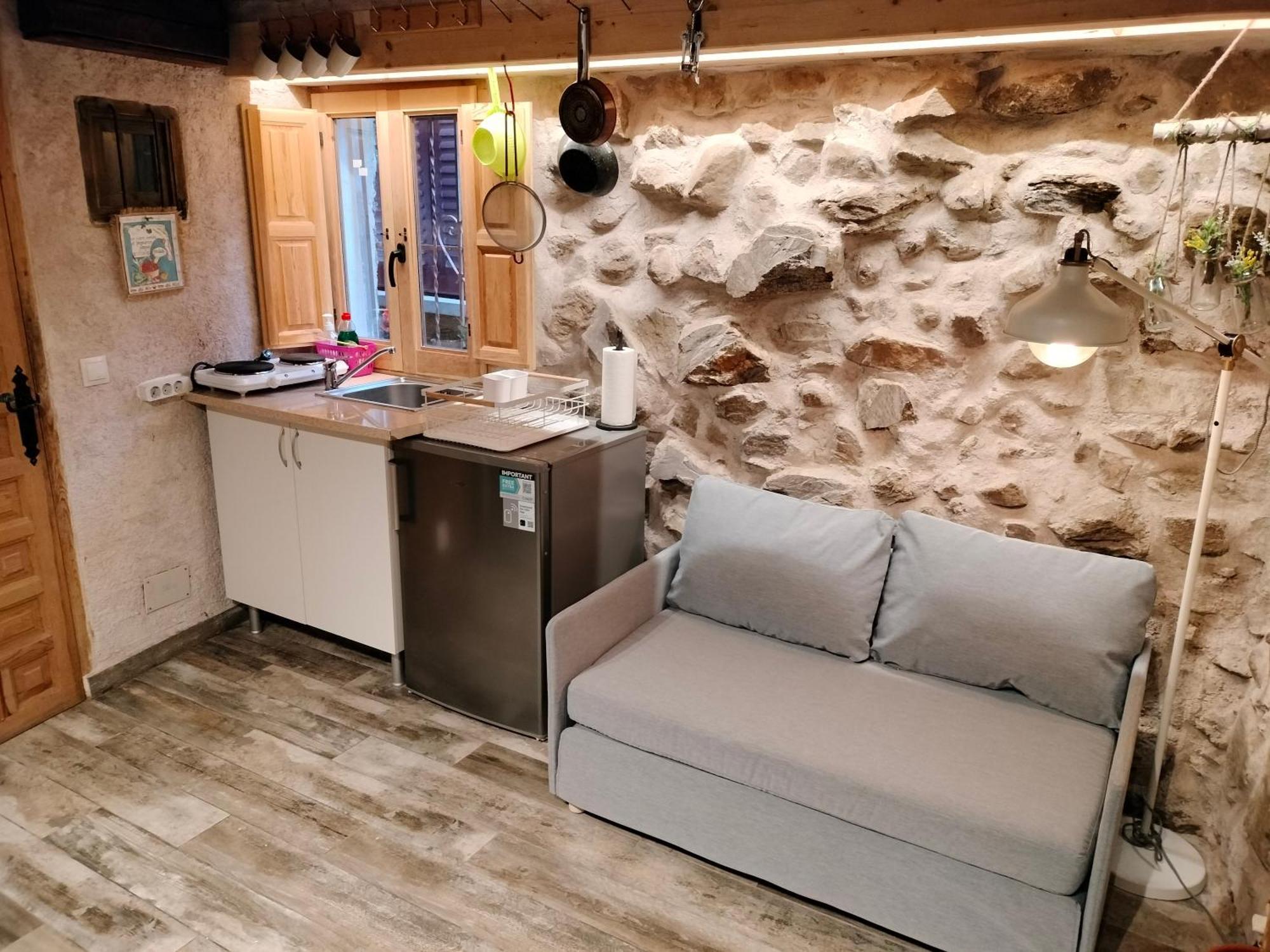 Casita Con Encanto: Tranquil Sierra Madrid Retreat with Wi-Fi Villavieja del Lozoya Exterior photo